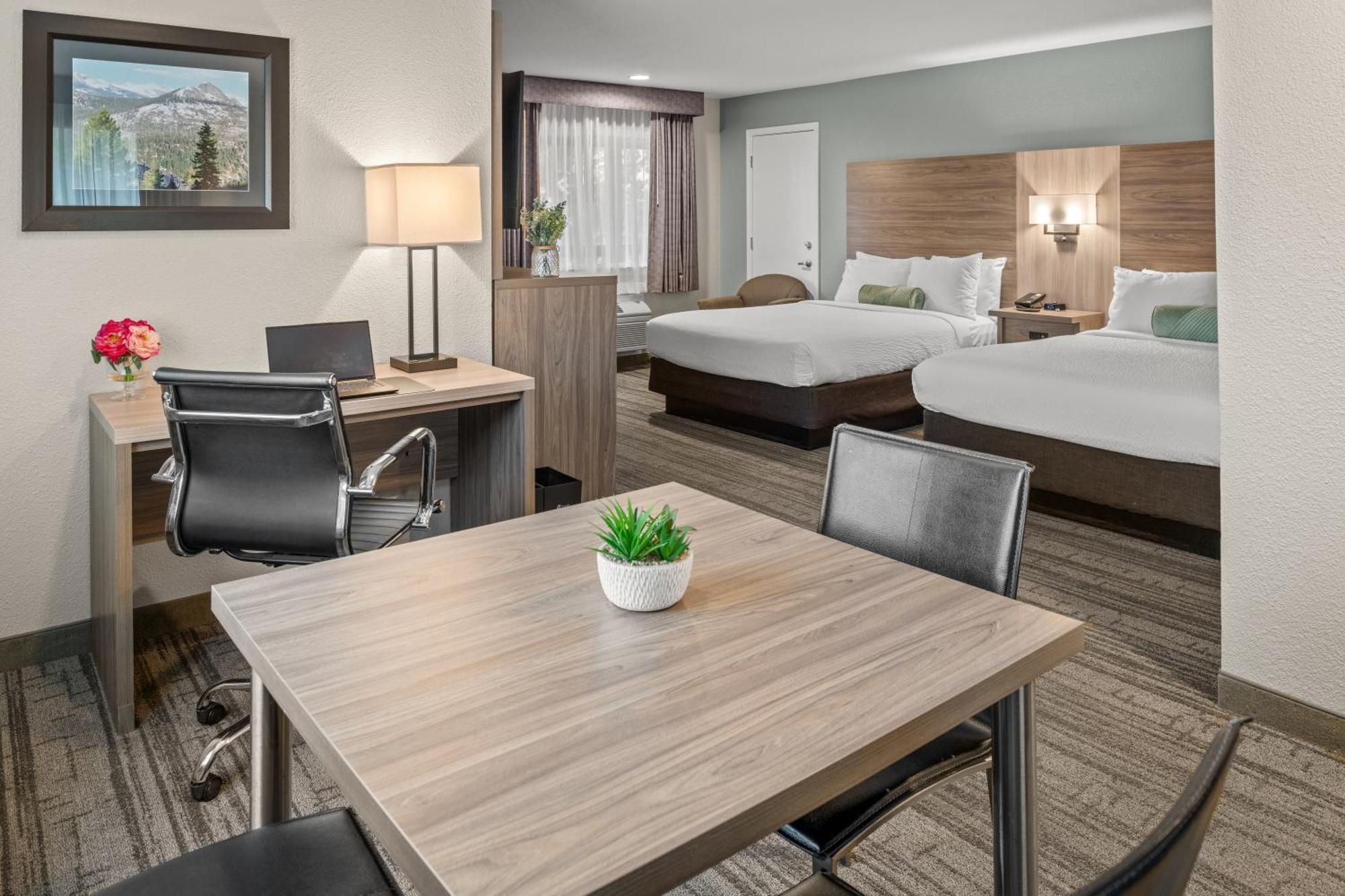 โยเสะไมต์ เวสต์เกต ลอดจ์ Hotel โกรฟแลนด์ ภายนอก รูปภาพ