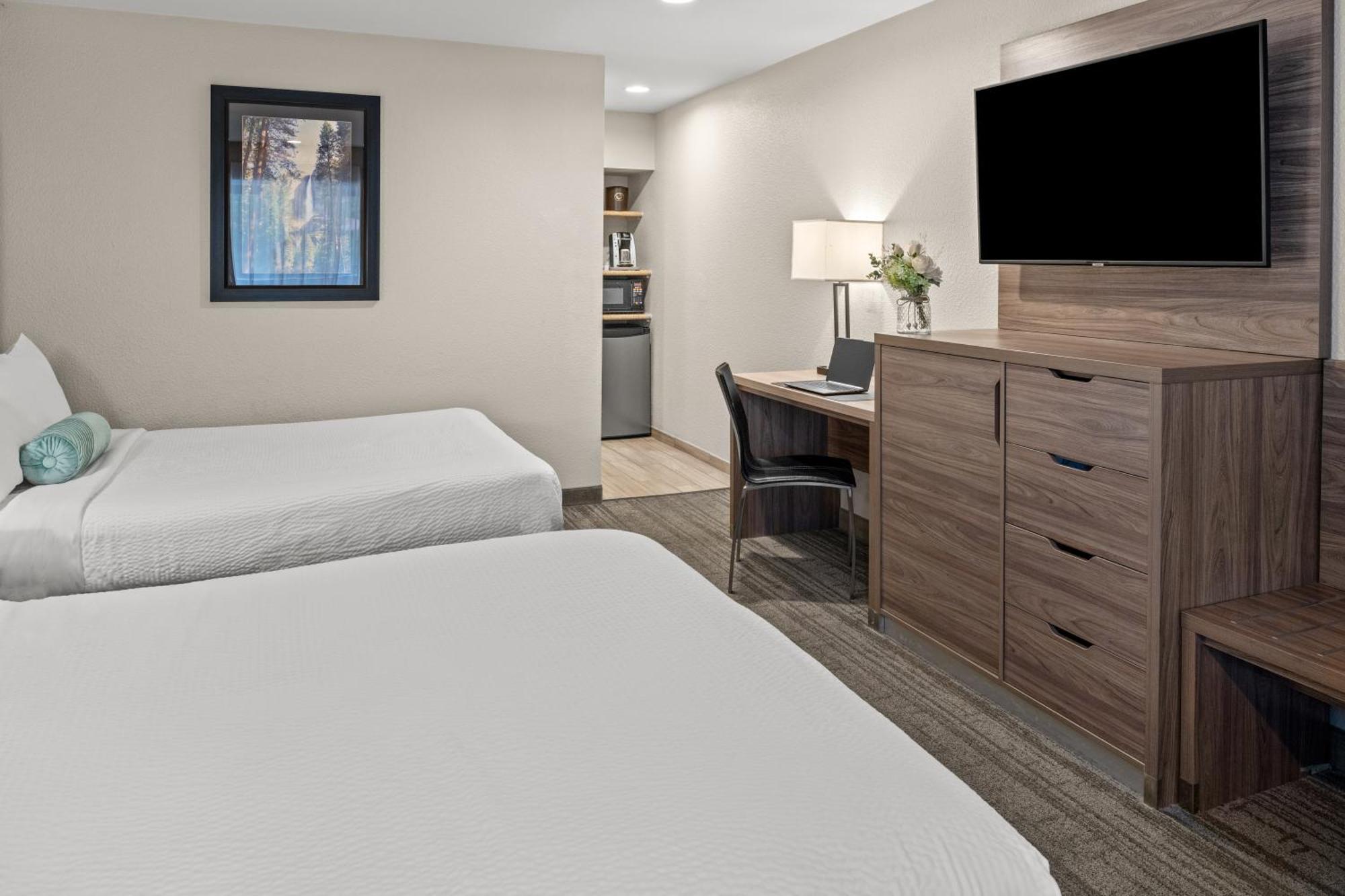 โยเสะไมต์ เวสต์เกต ลอดจ์ Hotel โกรฟแลนด์ ภายนอก รูปภาพ